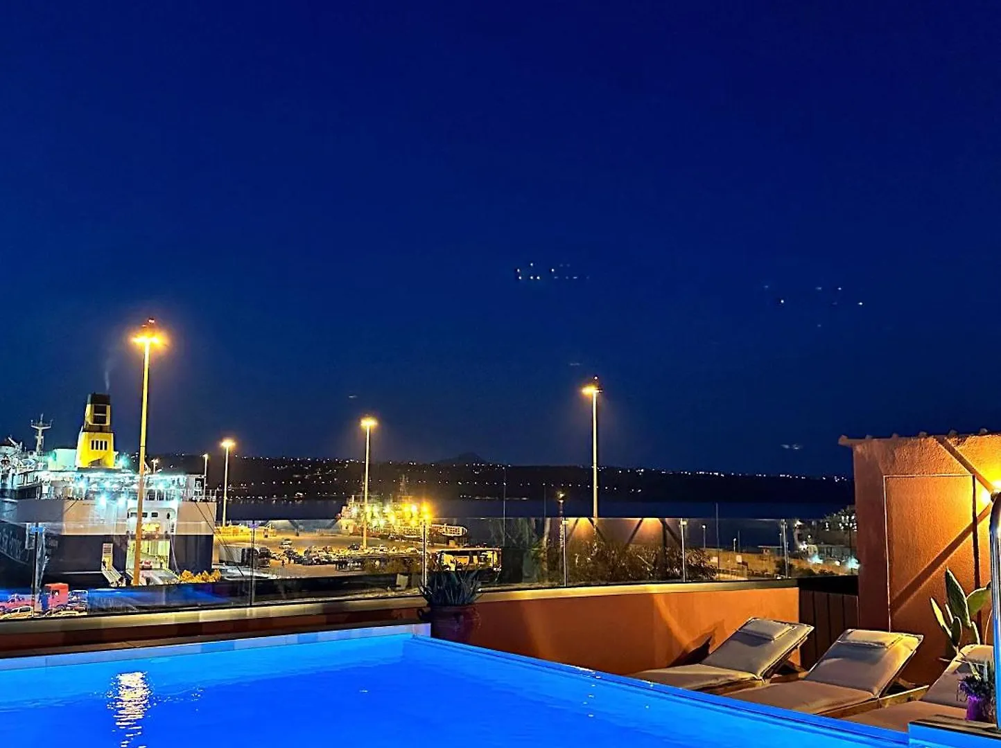 Nidus Villa Souda